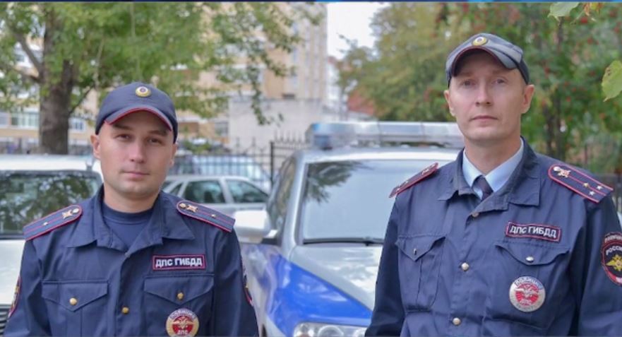 Константин Калинин (слева) и Владимир Макаров. Стоп-кадр из видео