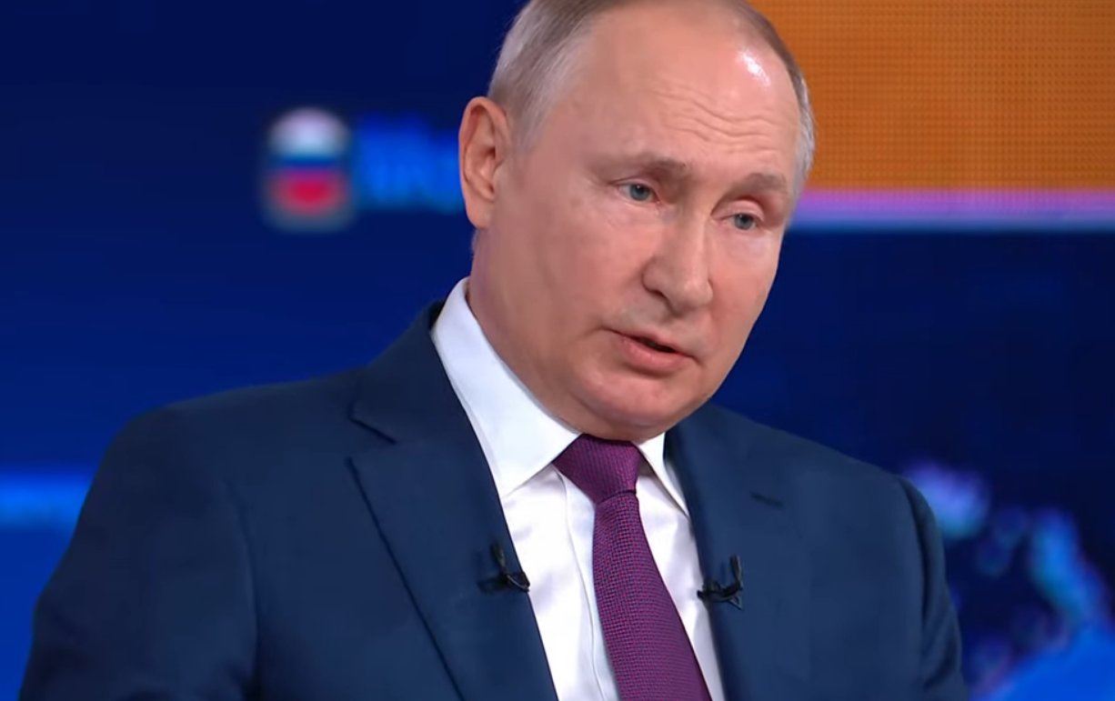 Стоп-кадр из видеотрансляции