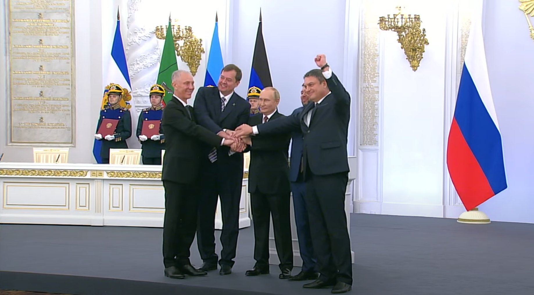 Стоп-кадр из видеотрансляции © KM.RU