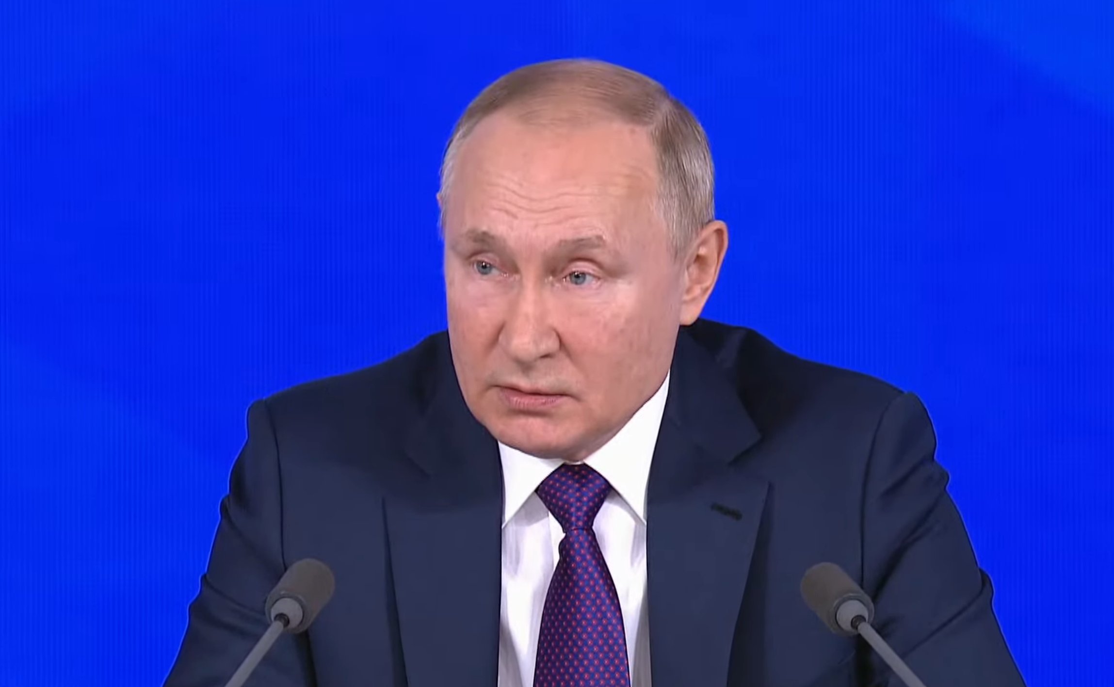 © KM.RU, Стоп-кадр из видеотрансляции Путин