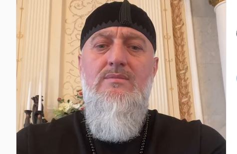 Стоп-кадр из видео на странице Адама Делимханова в Instagram