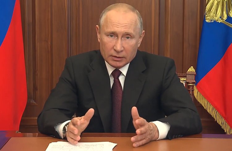 Стоп-кадр из видео Владимир Путин