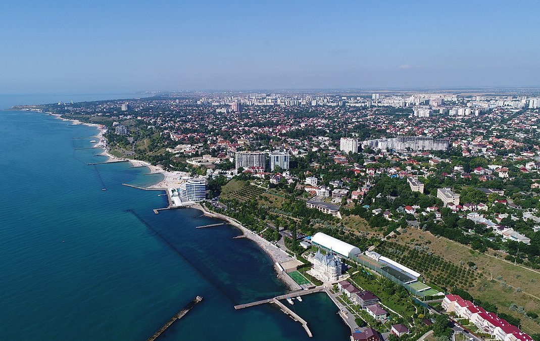 Мыс Большой Фонтан, Одесса. Фото Alexey M с сайта wikimedia.org Мыс Большой Фонтан, Одесса