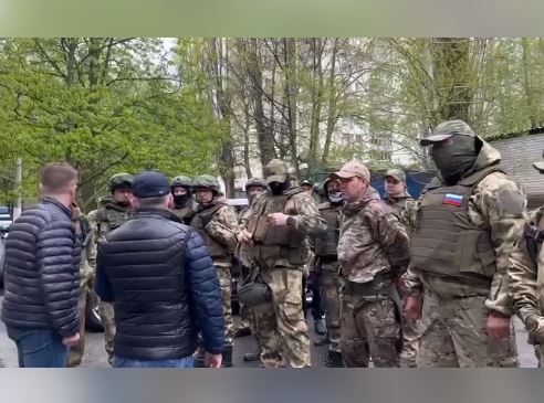 Стоп-кадр из видео с места происшествия