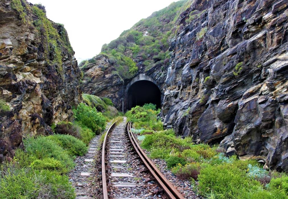 Iron roads. Железная дорога Китай Узбекистан. Железная дорога в обход России. Железная дорога Китай Кыргызстан Узбекистан Казахстан. Железная дорога Китай Казахстан.