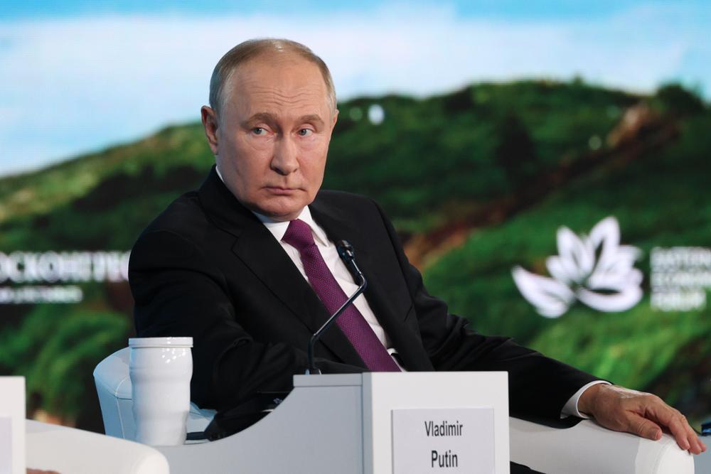 Владимир Путин на пленарном заседании ВЭФ-2024 ©Фотобанк Росконгресс/ Кирилл Казачков