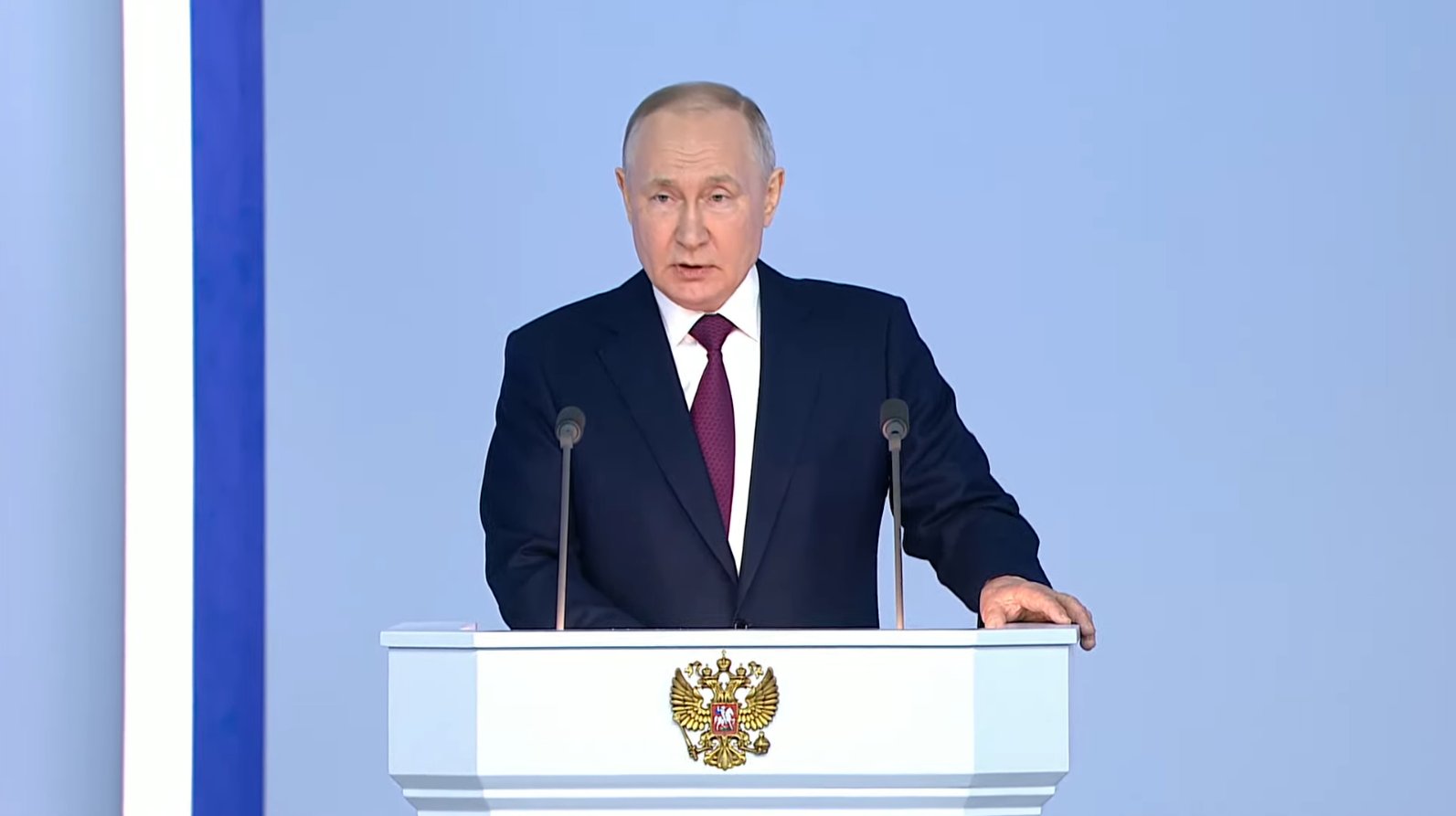 Стоп-кадр из видеотрансляции Стоп-кадр из видеотрансляции
