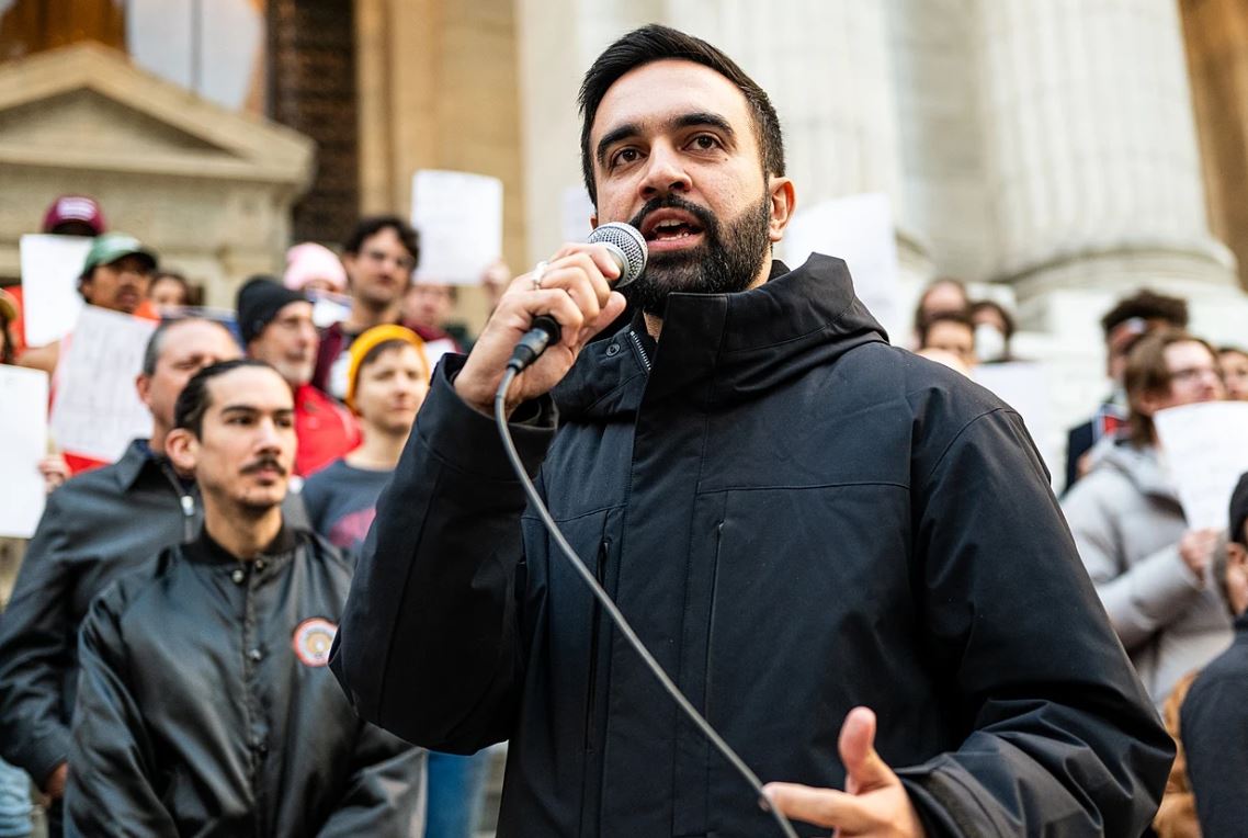 Мэром Нью-Йорка избран социалист-мусульманин Зохран Мамдани Мэром Нью-Йорка избран социалист-мусульманин Зохран Мамдани