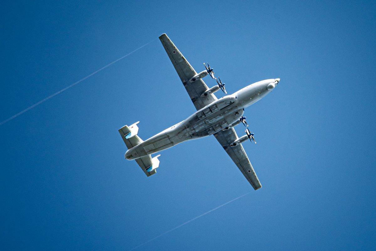 Самолет Ан-22 потерпел крушение в Ивановской области Самолет Ан-22 потерпел крушение в Ивановской области