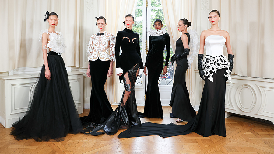 Фото © YANINA Couture