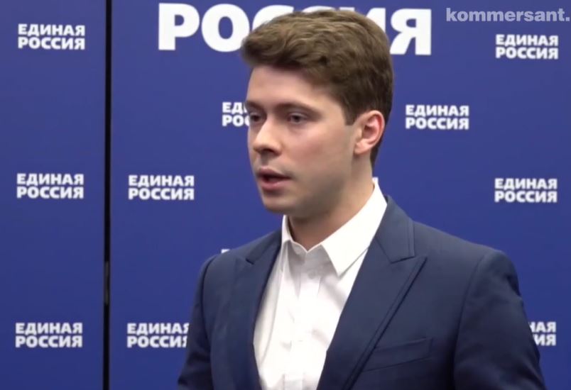 Илья Медведев. Стоп-кадр из видео