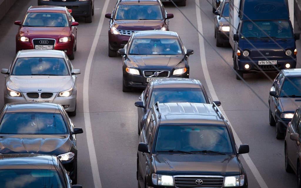 Автомобильная пробка © KM.RU